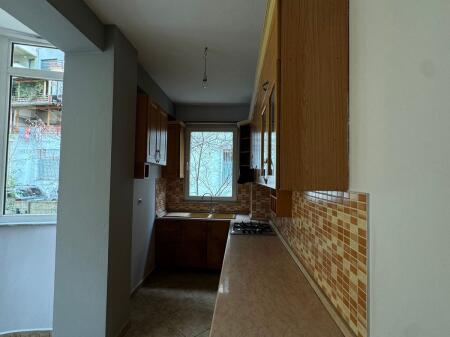 APARTAMENT ME QERA 2+1+2 KODRA DIELLIT 650 EURO