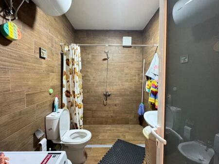 SHITET APARTAMENT 2+1+2 tek tregu elektrik.