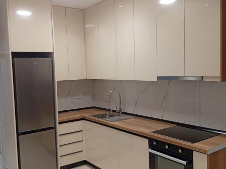 🏠Jepet me Qera Apartament 2+1+2 ne 5 Maj ,pas Concordit