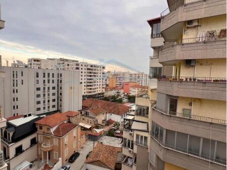 In Vendita, Appartamento 3+1+2, Vicino al Comune, Durrës