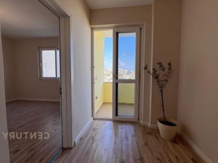 Apartament 1+1 Për Shitje në Plazh Iliria, Durrës!