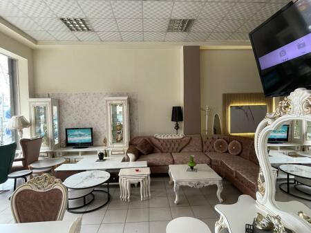 NEGOZIO IN AFFITTO 360 M2 VIALONE ZOGU I PARE 750.000 LEKE