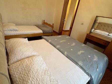 Apartament me Qera, Tirane