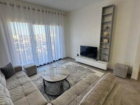 For rent 1+1+parking Green City 550 thousand lek