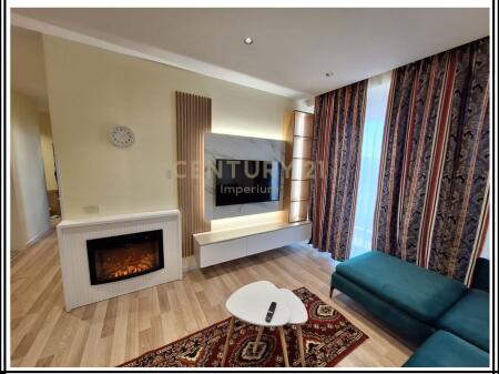 JEPET ME QIRA APARTAMENT LUKSOZ 2+1 ME POST PARKIMI – GOLDEN TOWER, MINE PEZA 1