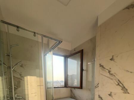 Garsionere me qira prane shkolles Deshmoret lirise