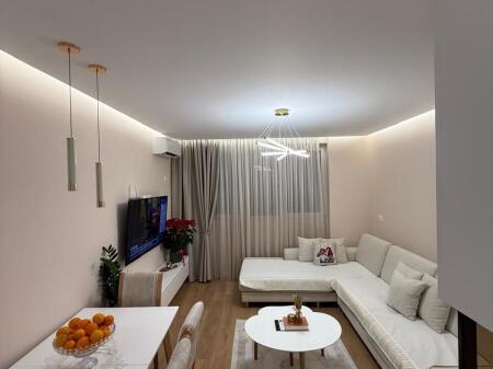 SHITET APARTAMENT 1+1 SHKOZE 11.000.000 LEKE