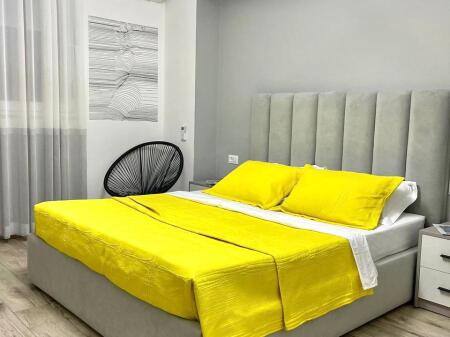 Me Qera : Garsonjere📍Sheshi Wilson (Pasticeri Nefeli ) - 500€ -  Sp.40² - Kt.6 || Totalisht i mobiluar✨️