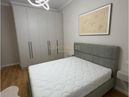 Shitet Apartament 2+1 Ne Astir