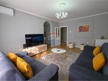 APARTAMENT 2+1+2 PER QIRA Laprake