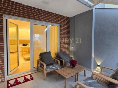 2+1+2 with Parking – Furnished Apartment for Rent in Tirana