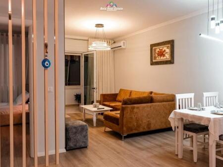 Appartamento In Affitto 2+1 a Bllok (ID B2201711) Tirana