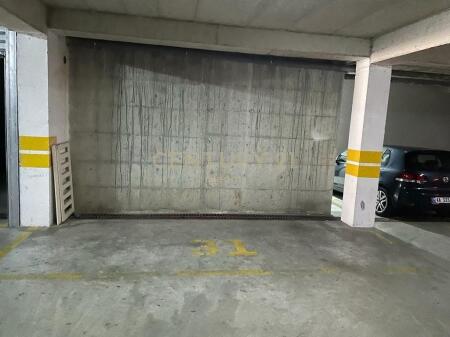 Appartamento 2+1+Posto Auto in Vendita a Kodra e Diellit. 250.000 € /Mese