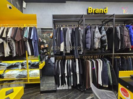 BUSINESS BOUTIQUE FOR SALE IN VASIL SHANTO, MAIN STREET! 30,000 €