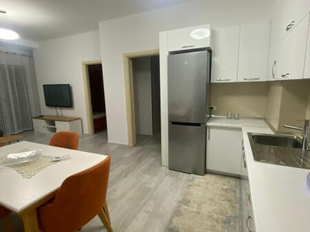 Jepet apartament 2+1 me qera te Pazari i Ri