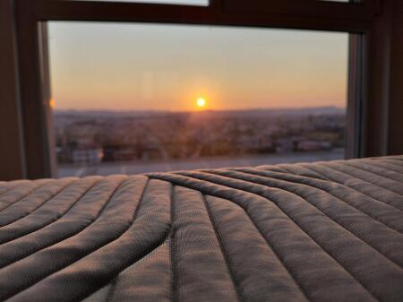 Univers city , 2+1 per qera