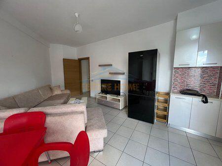 Qera. Apartament 2+1, Astir 450 euro