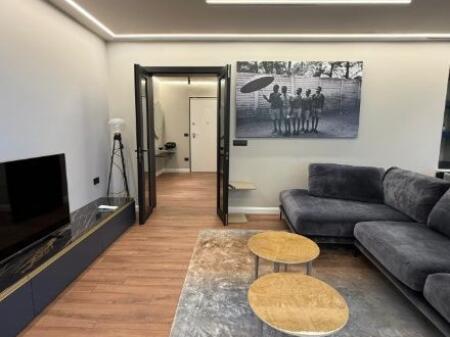 🏡 Shitet apartament 3+1+2 Post Parkimi te Rezidenca Long Hill, Teg