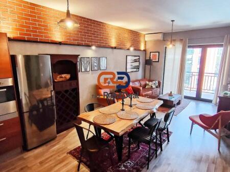 Al Complesso Green City, Vendesi Super Appartamento 2+1 Con Arredamento Moderno!!!!