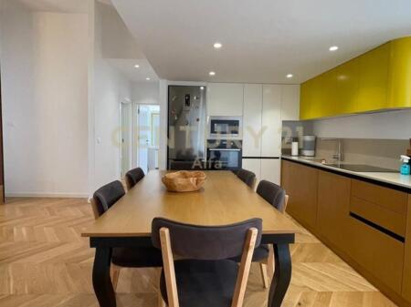 🌟 In affitto – 3+1 con veranda e parcheggio, residenza tranquilla vicino al Giardino Botanico