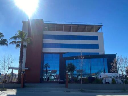 IMMOBILE COMMERCIALE IN AFFITTO 3480 M2 KAMEZ 21.000 EURO