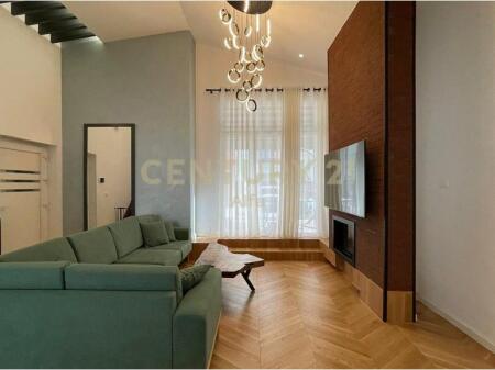 Apartament 3+1+Post Parkimi me qira tek Kopshti Botanik