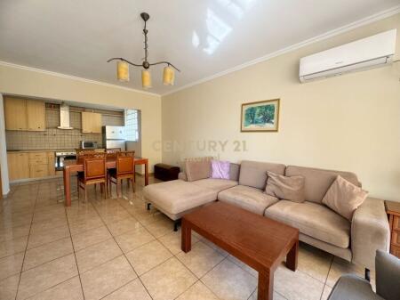 Apartament 2+1 per Qera te RTSH 800 € /Muaj