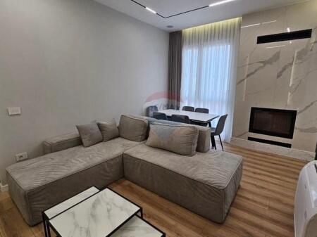 Apartament 1+1 per qira tek Liqeni i Thate!