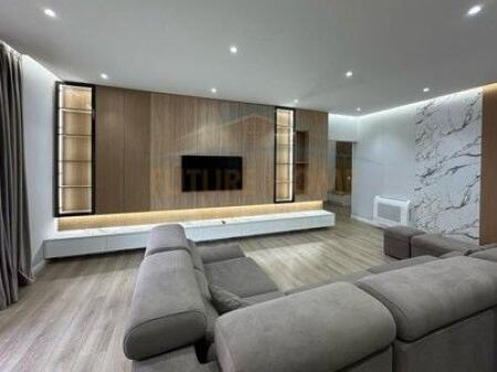 Shitet, Apartament 2+1+2+Garazh, Selitë (Shumë pranë Rezidencës Euro 3D)
