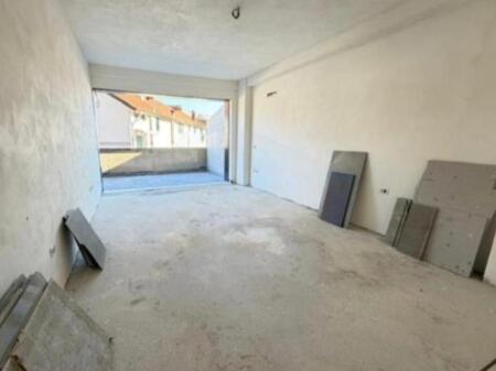 SHITET GARZIONERE QYTETI STUDENTI 86.400 EURO