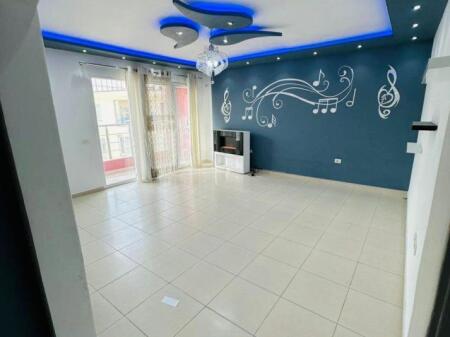 Shitet apartament 2+1 ne Astir