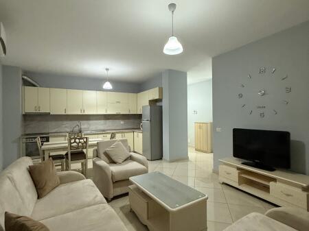 Jepet me qira apartament 2+1 📍 Rruga e Dibrës – Residenca Tower Bridge 🏢 Kati 3