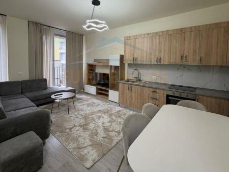 Shitet, Apartament 1+1+Post Parkimi, Rrugën Riza Cerova