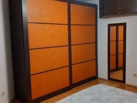 Jepet Me Qera Apartament 1+1+1 Ballkon