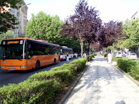 LISTIM I RI . Apartament 2+1 Në Shitje në Rruga e Kavajës, Tiranë - 145,000€