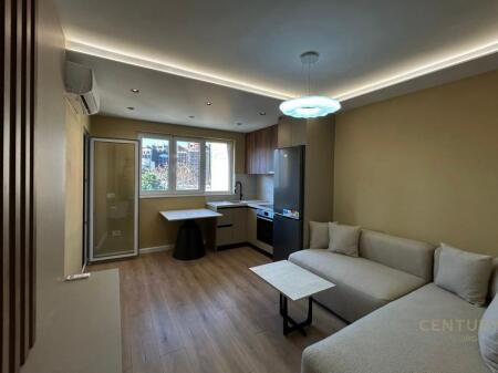 Appartamento in affitto 1+1, 21 Dhjetori