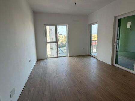 🏡 Apartment 2+1 for sale in Tirana Entry 2