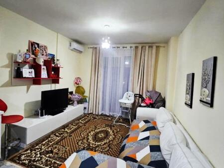 Apartament Me Qera 1+1 Tek Kompleksi Golden Park (ID B2101460) Tirane