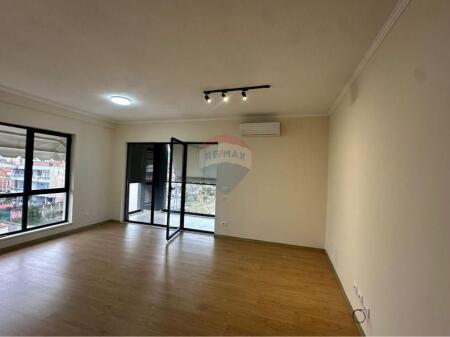 *2+1-Për Qira - Rruga 5 Maji*