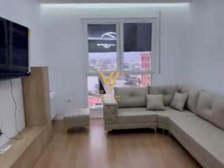 JEPET APARTAMENT 3+1+BLK ME QERA NE PASKUQAN 50.000 LEKE