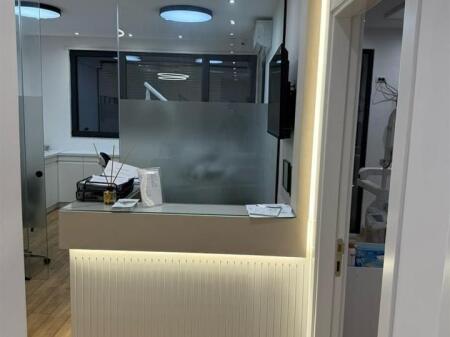 ZYRE ME QERA 100 M2 KONGRESI MANASTIRIT 75.000 LEKE