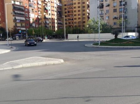 🏢 Jepet me qira ambient zyre – pranë KIKA 2