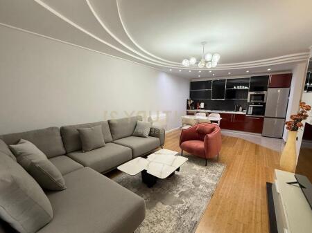 JEPET ME QIRA APARTAMENT 2+1+2 PRANE AMBASADES AMERIKANE, TIRANE!