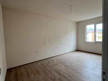 Apartament 2+1 për shitje në Kamëz