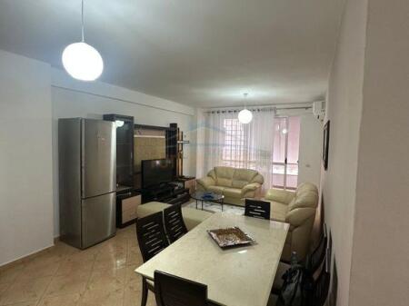 QERA APARTAMENT 2+1 UNAZA RE