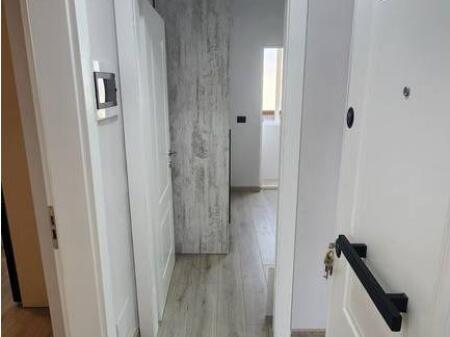 APARTAMENT 1+1 PER QIRA PAS GLOBE!
