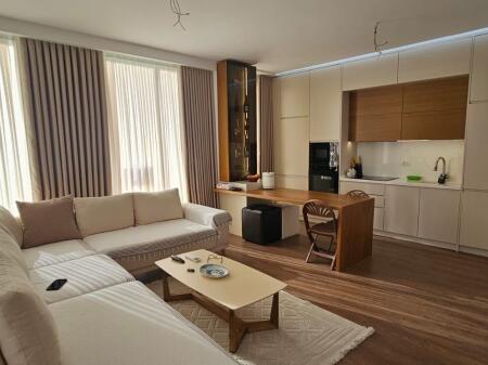 🏡 Shitet apartament 3+1 te Bulevardi i Ri