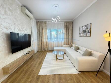 APARTAMENT 2+1 PER SHITJE NE ASTIR