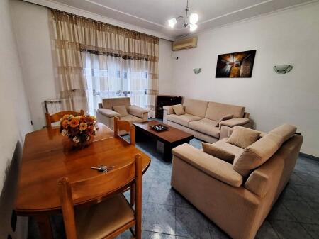 Vile Me Qera 2+1 Tek Bulevardi i Ri (ID BV22352) Tirane