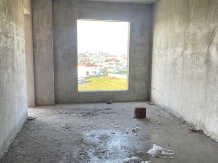 Shitet apartament 2+1,Paskuqan